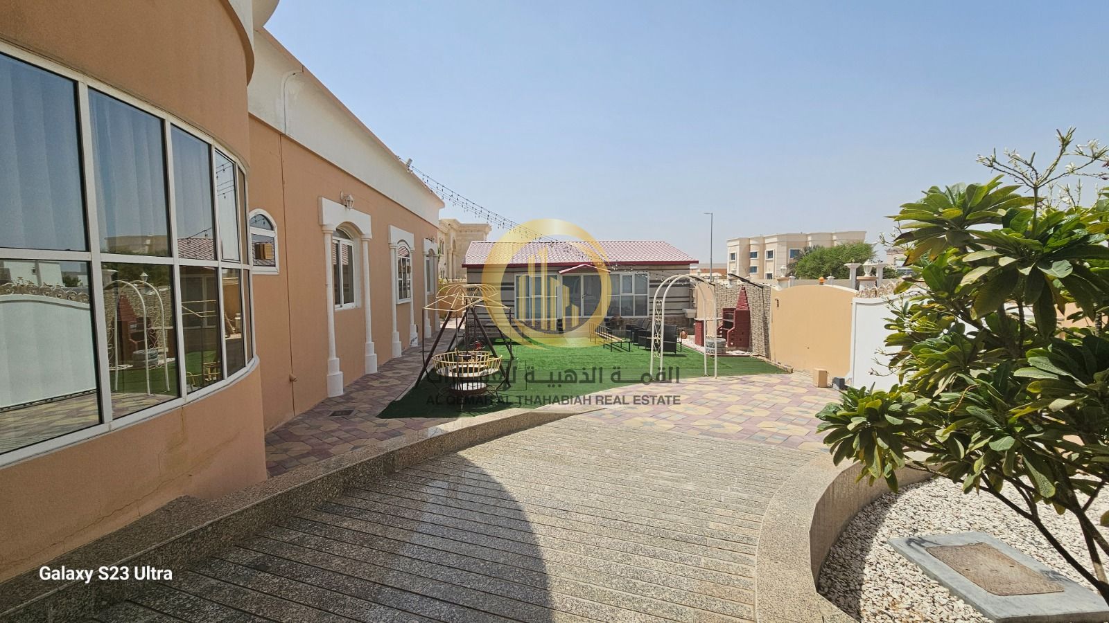 For sale: Corner villa in Sharjah Emirate, Al Suyouh area, Al Raqeeba 8 Land area of the villa: 18,860.2 square meters / 203,03 square feet Built-up