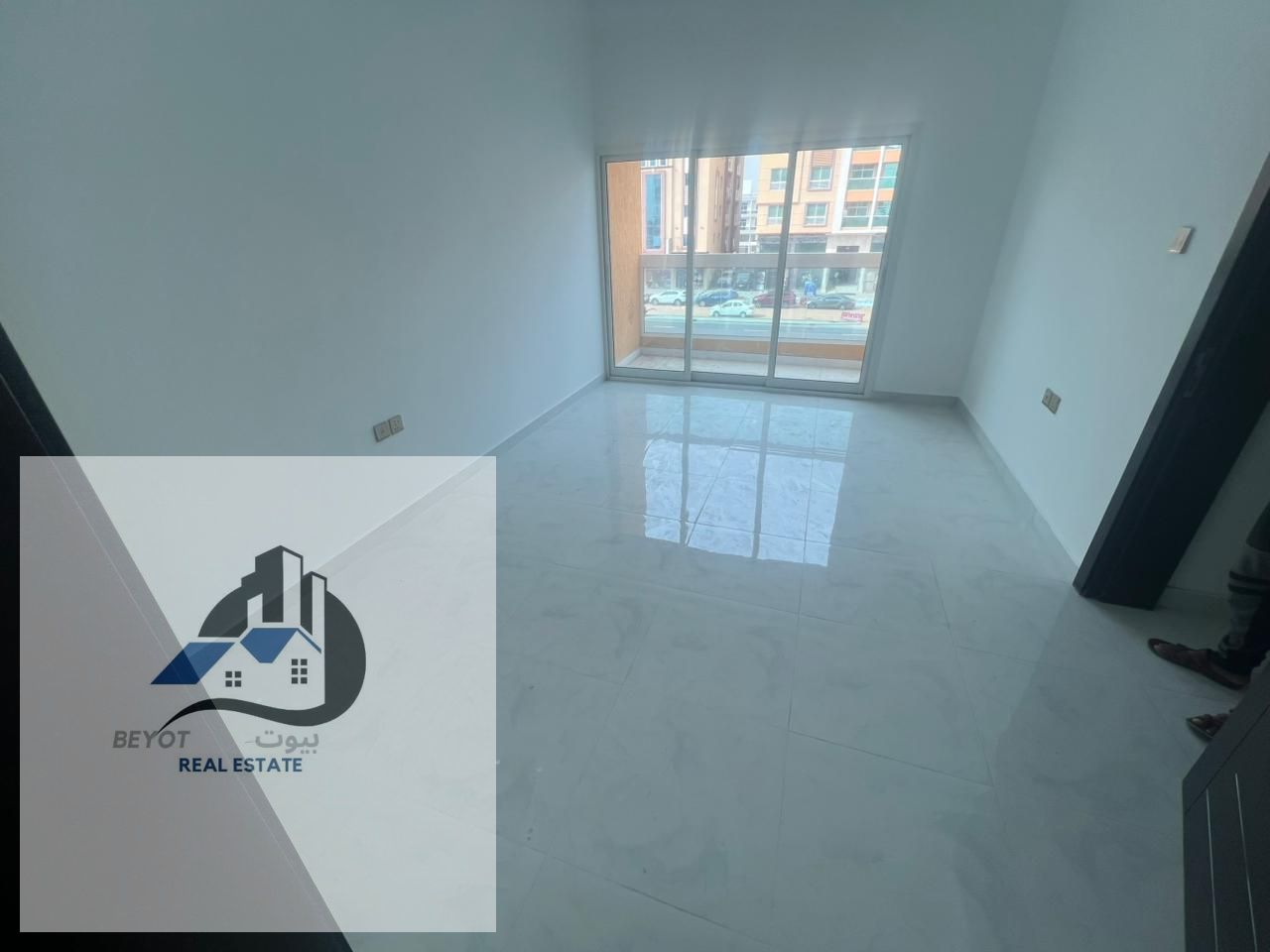 Apartment for Rent in Ajman – 2 Bedrooms + Living Room Location: Al Muweihat 3, Ajman Very close to Dubai and Sharjah exits Near Sheikh Mohammed