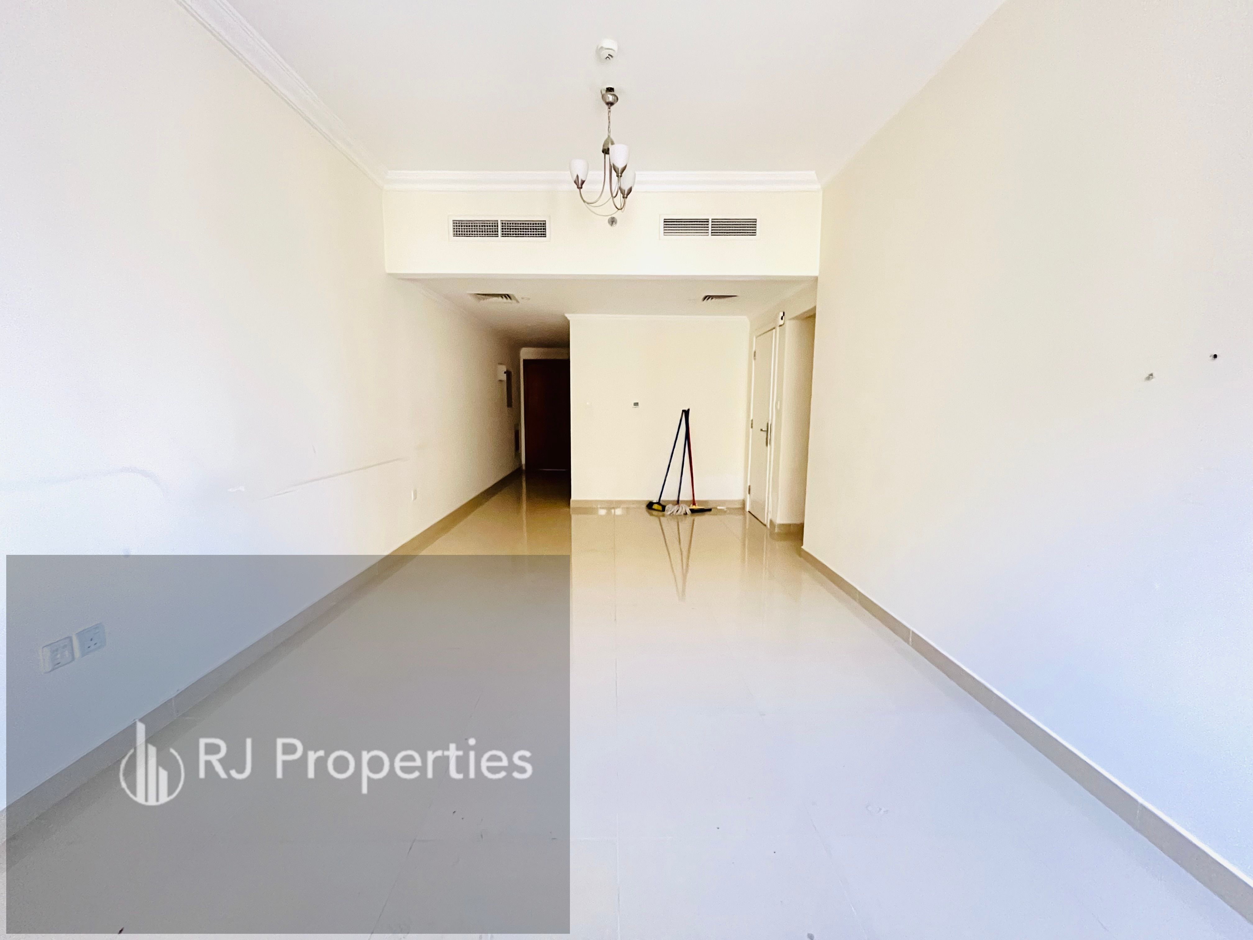 Luxury 1bhk apartment with wardrobe master bedroom with free parking just 38k