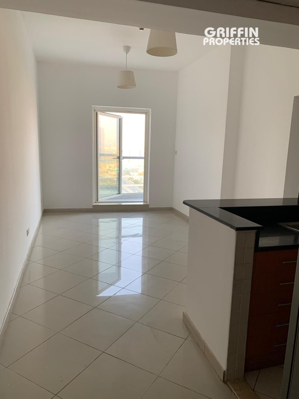 1BED | Kitchen Appliances | Balcony | Chiller Free