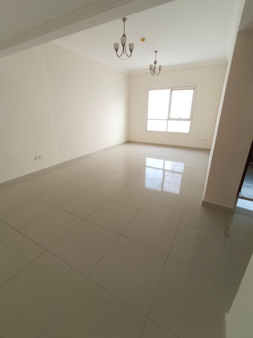 For Rent: 3-Bedroom Apartment with Living Room – Al Khan Area – Sharjah