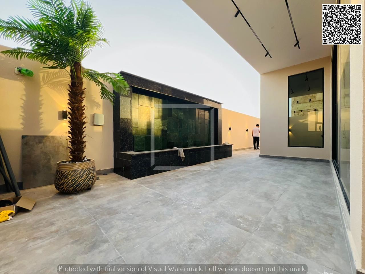 Villa for sale, including electricity, water, and air conditioning.