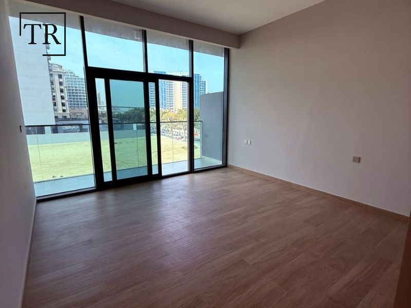 Prime Location | Nearby Metro | Middle Unit