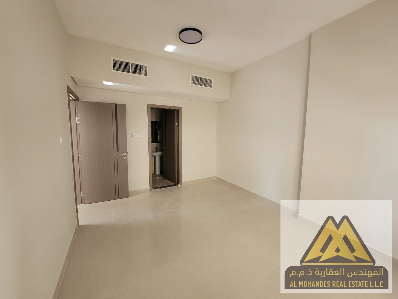 Apartment for Annual Rent – Al Jurf 3 | Ajman