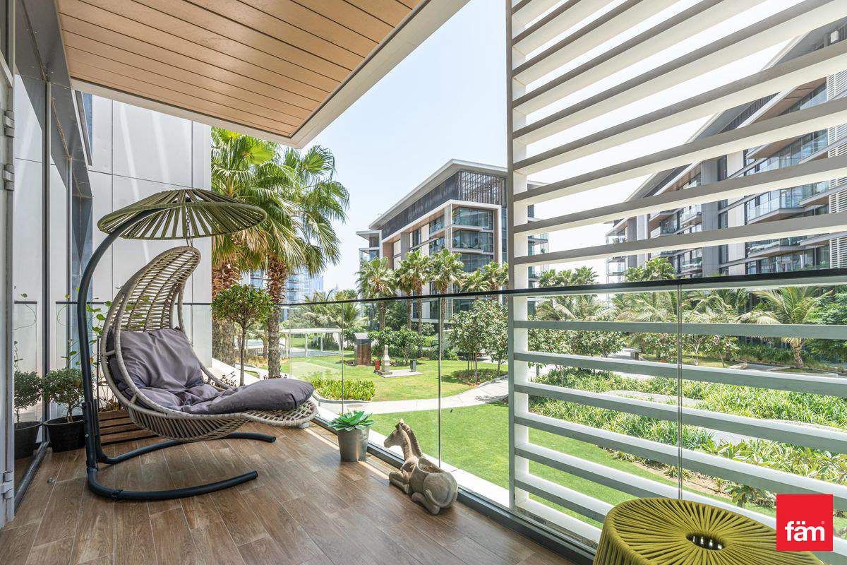 Luxury Apartment| Furnished|Vacant