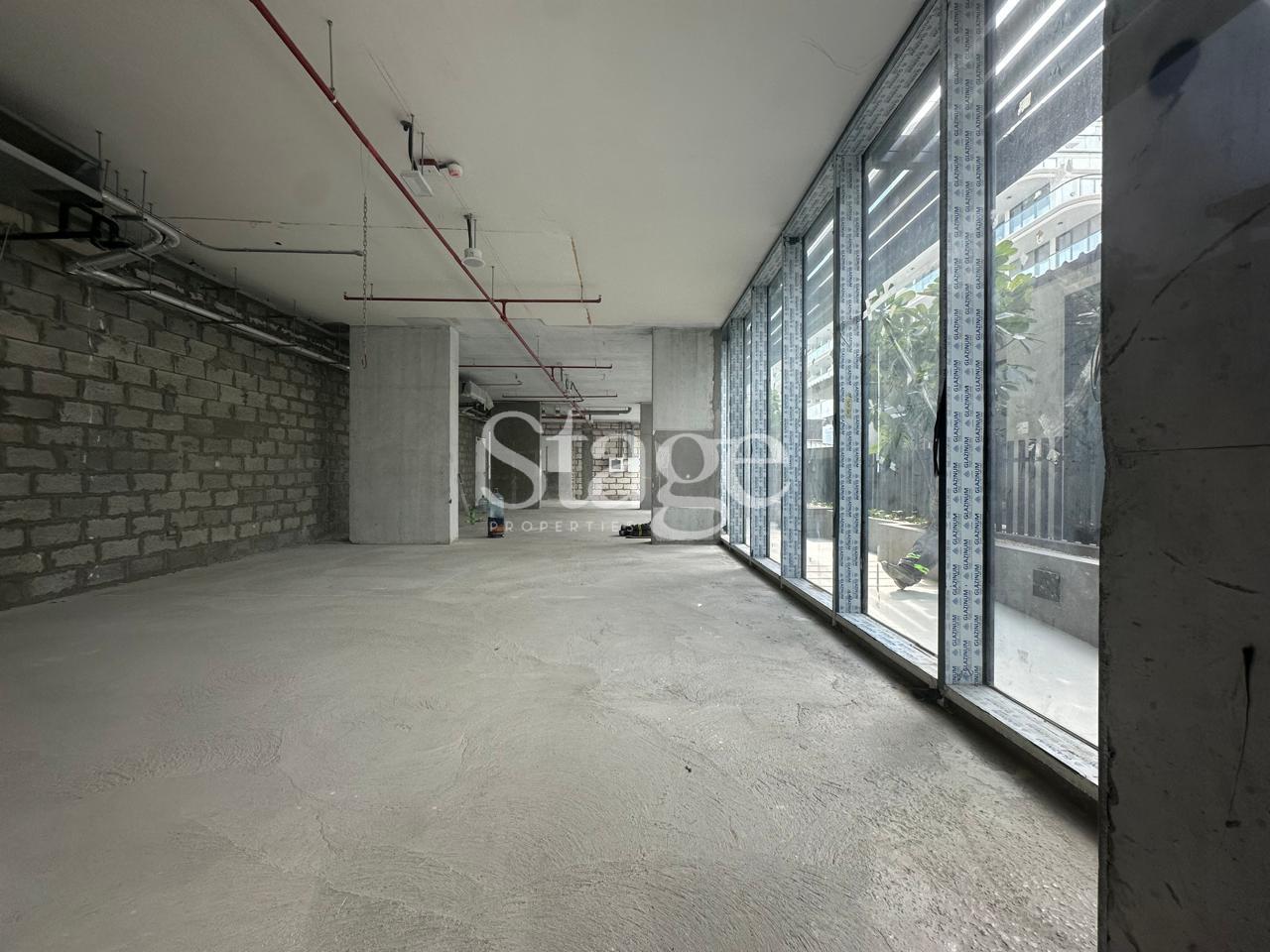 Brand New Showroom| Ready to Move| Prime Location