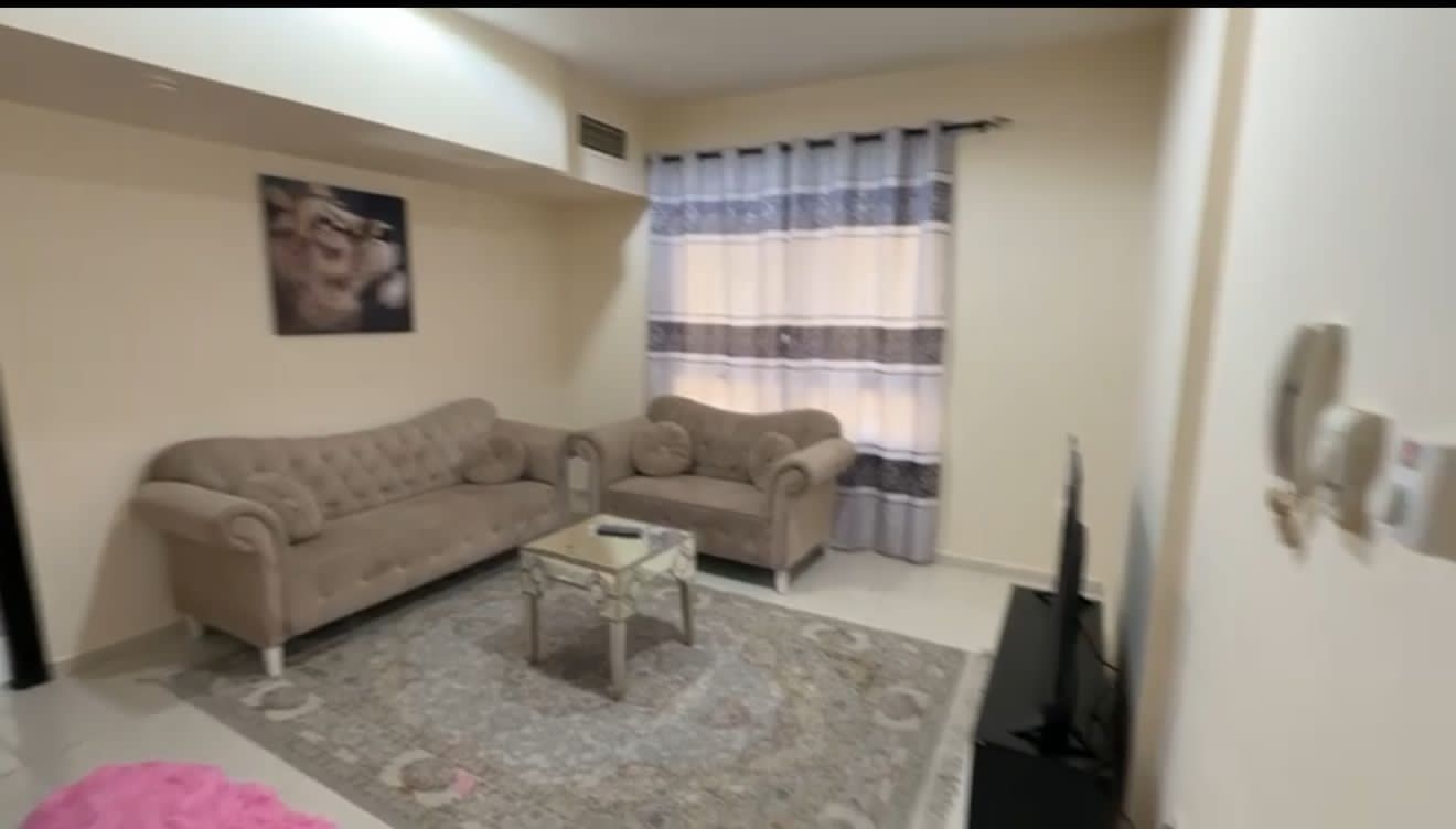 Special Limited Offer – Last Unit Available A distinctive family apartment with excellent features