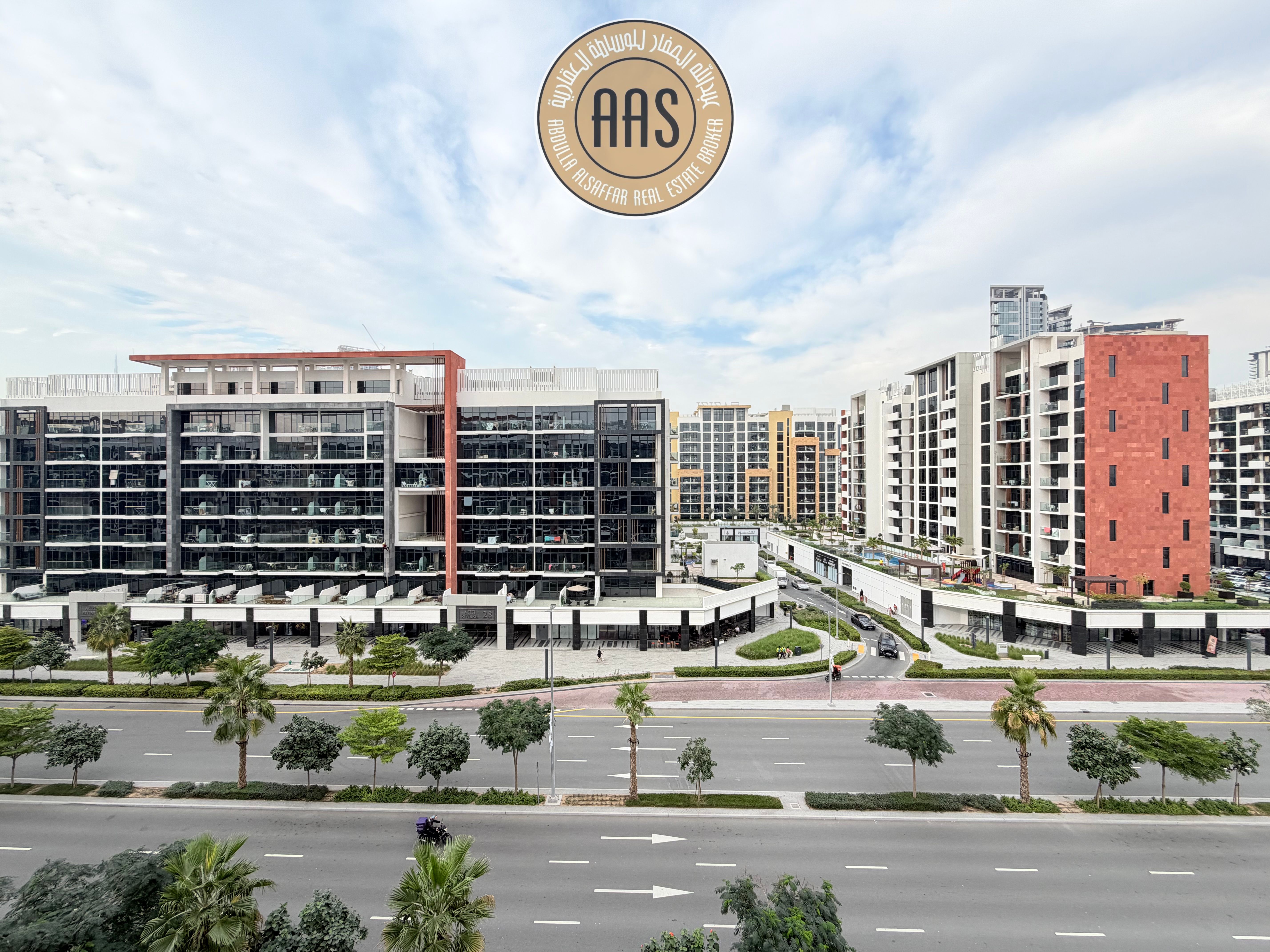 Corner Unit•Ready To Move Most Demanded Layout 1BHK•Boulevard View