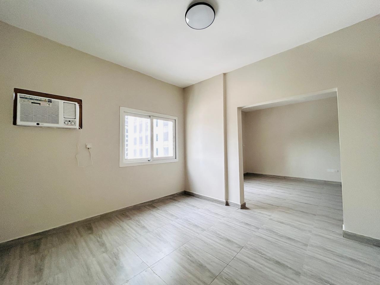 Huge 3-bhk with AC | No Deposit | New Bldg | Wahda Street | for family | Ready to Move |