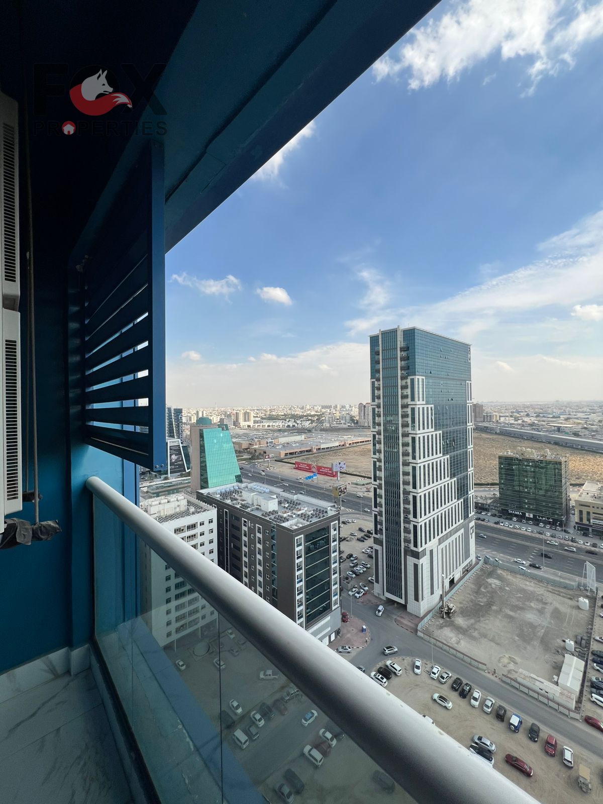 A special residential opportunity in the supervisor! For annual rent, an apartment with a room and a lounge with a high-end design and an open view: • A spacious master room. • Balcony with a breathtaking view. • 2 bathrooms. • Private parking f