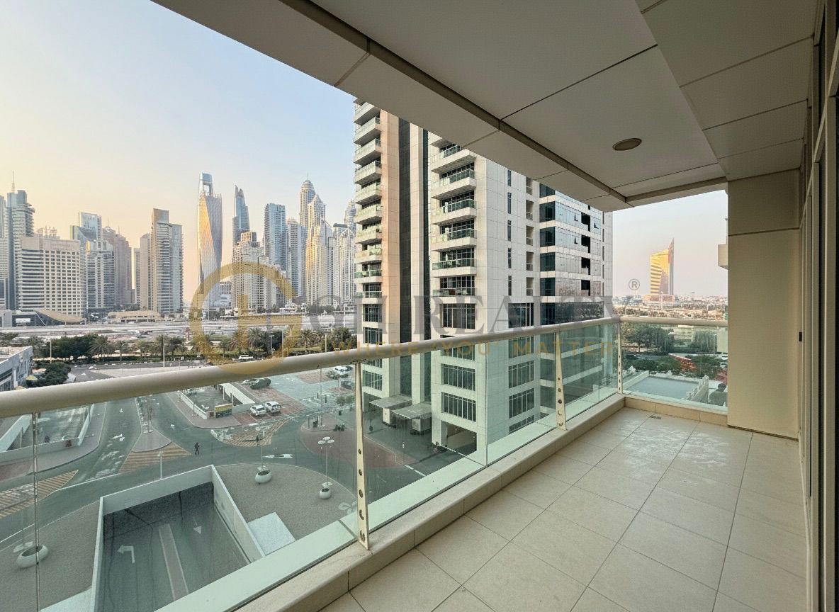 Burj Al Arab & Lake View | Spacious 2BR + Maid's Room Apartment | Well-Maintained | 2 Parkings |