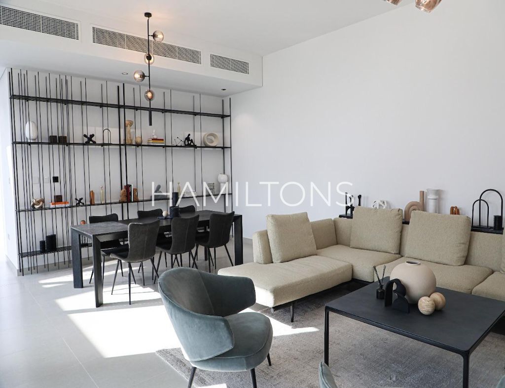 Private Pool Villa | Secure Community | Resale