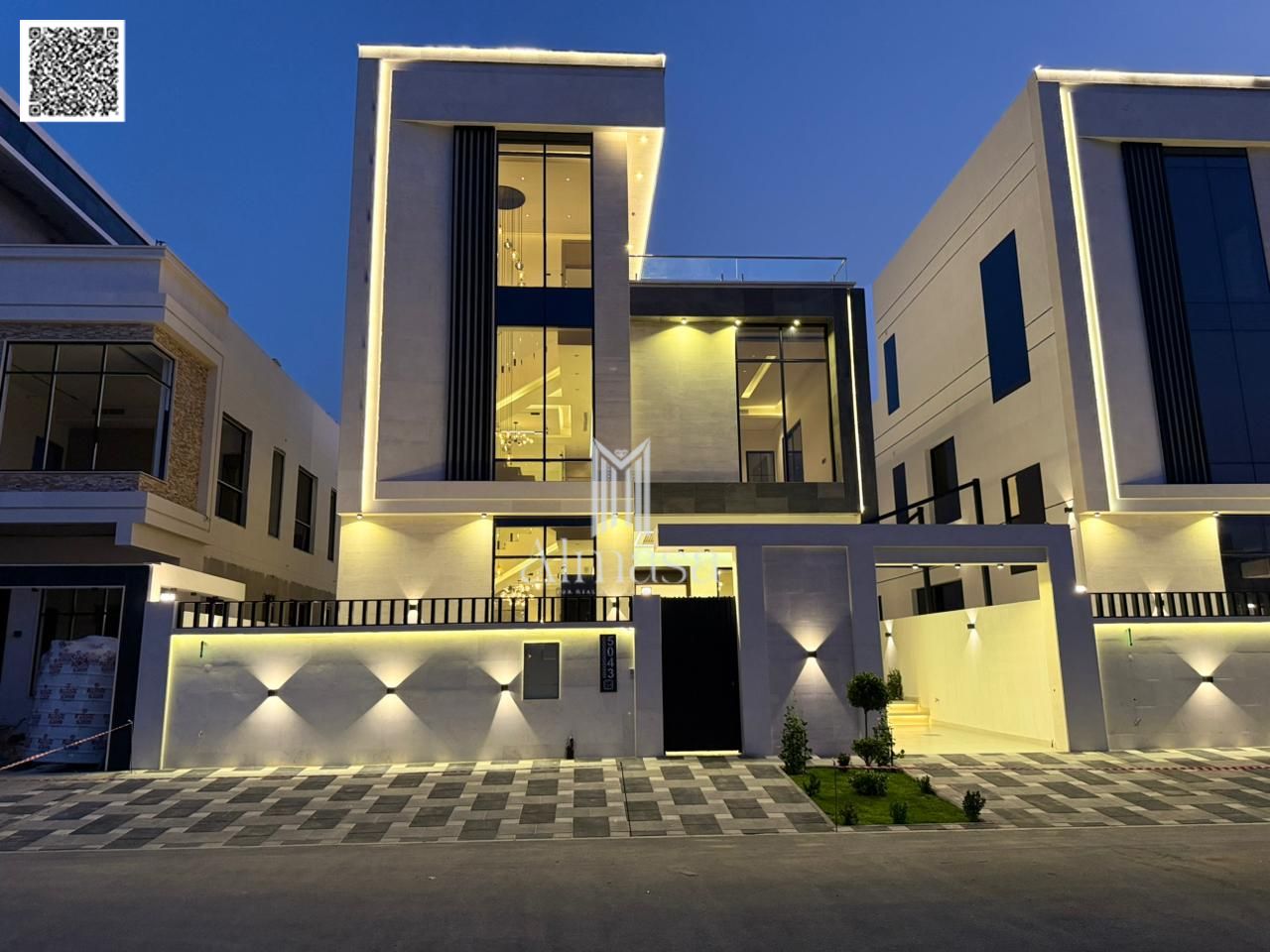 Luxury Villa for Sale in Al Yasmin District – 3 Floors & 5 Bedrooms