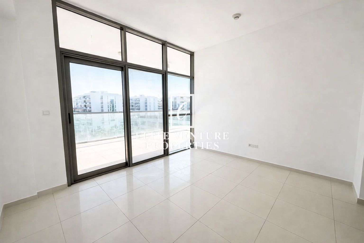 SPACIOUS LAYOUT | 2 BEDROOM | PRIME LOCATION