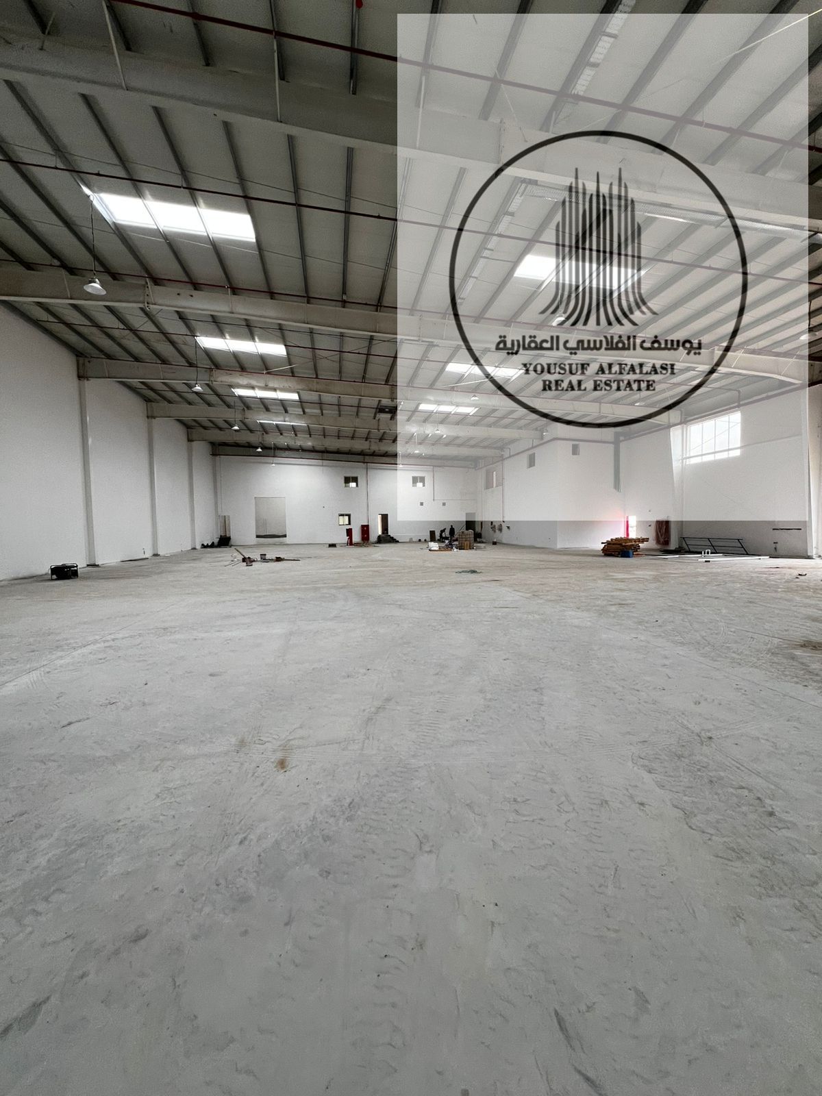 Warehouse with showrooms & offices for rent in Umm Al Quwain, 56,000 sq. ft, 700 kW power