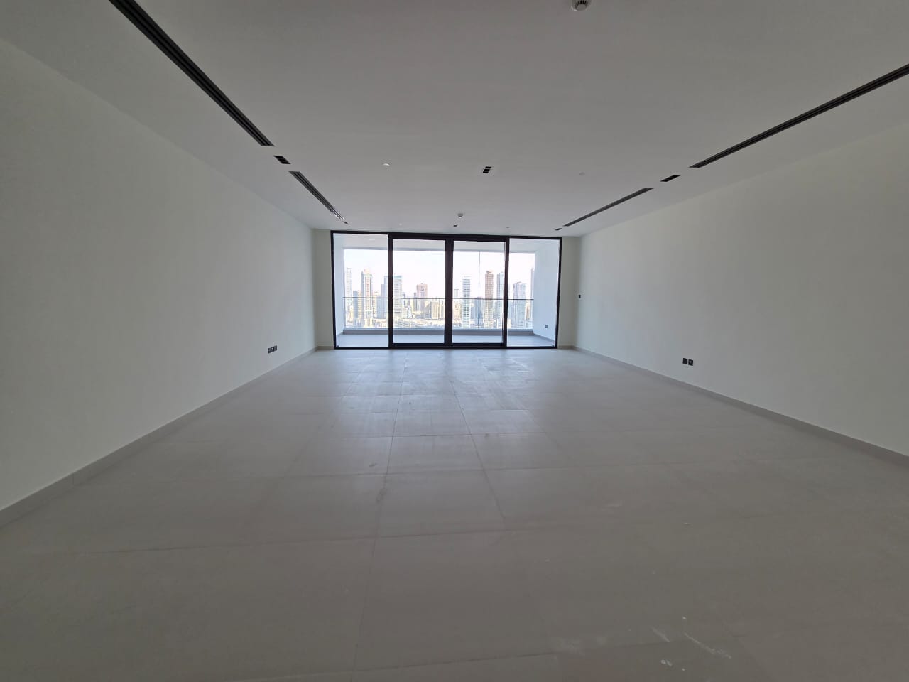Luxury Apartment for Sale in Sharafat Tower, Sharjah – First Occupancy with Front Sea View