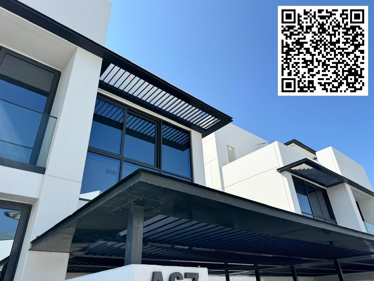 Luxury villa with full sea views for sale or rent in one of Sharjah's most desirable locations – elegant design and private pool