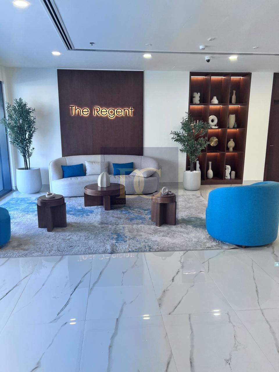 Live the Town Square Lifestyle at The Regent