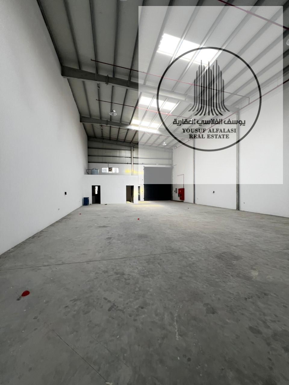 Warehouse for rent 3,500 sq. ft in Umm Al Quwain, 21 kW power, ready to use