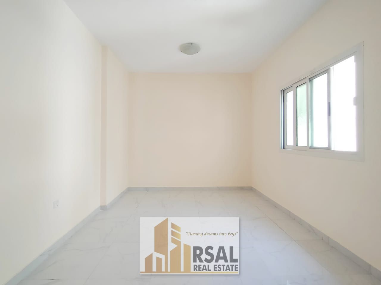 Spacious 2bhk Apartment Available in Muwaileh Commercial Area