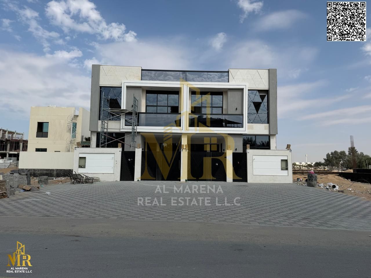 Villa in Yasmeen behind Al Hamidiya Park, 2 Floors + Roof, 4 Master Bedrooms, prime location near amenities, perfect opportunity for living or investm