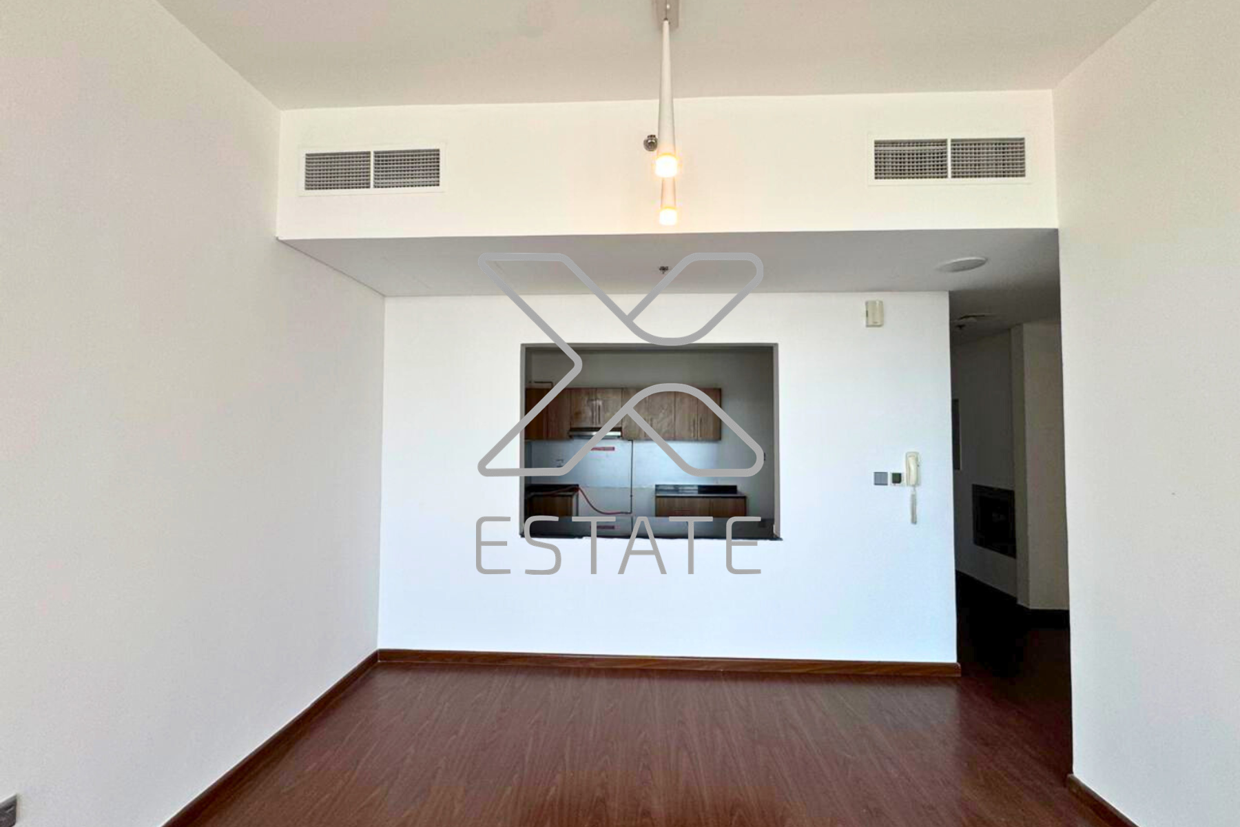 Spacious 2BHK Apt | Maid’s Room | Prime Location