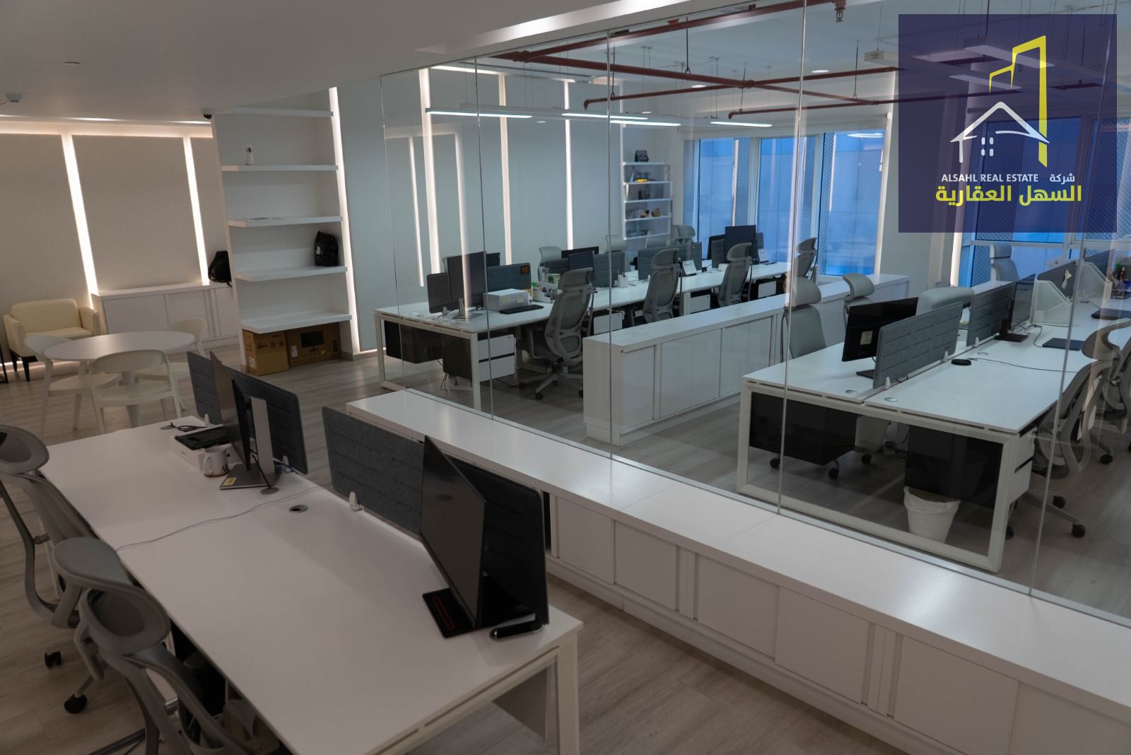 Luxury Office with Stunning View – Modern Tower with AC & Free Parking