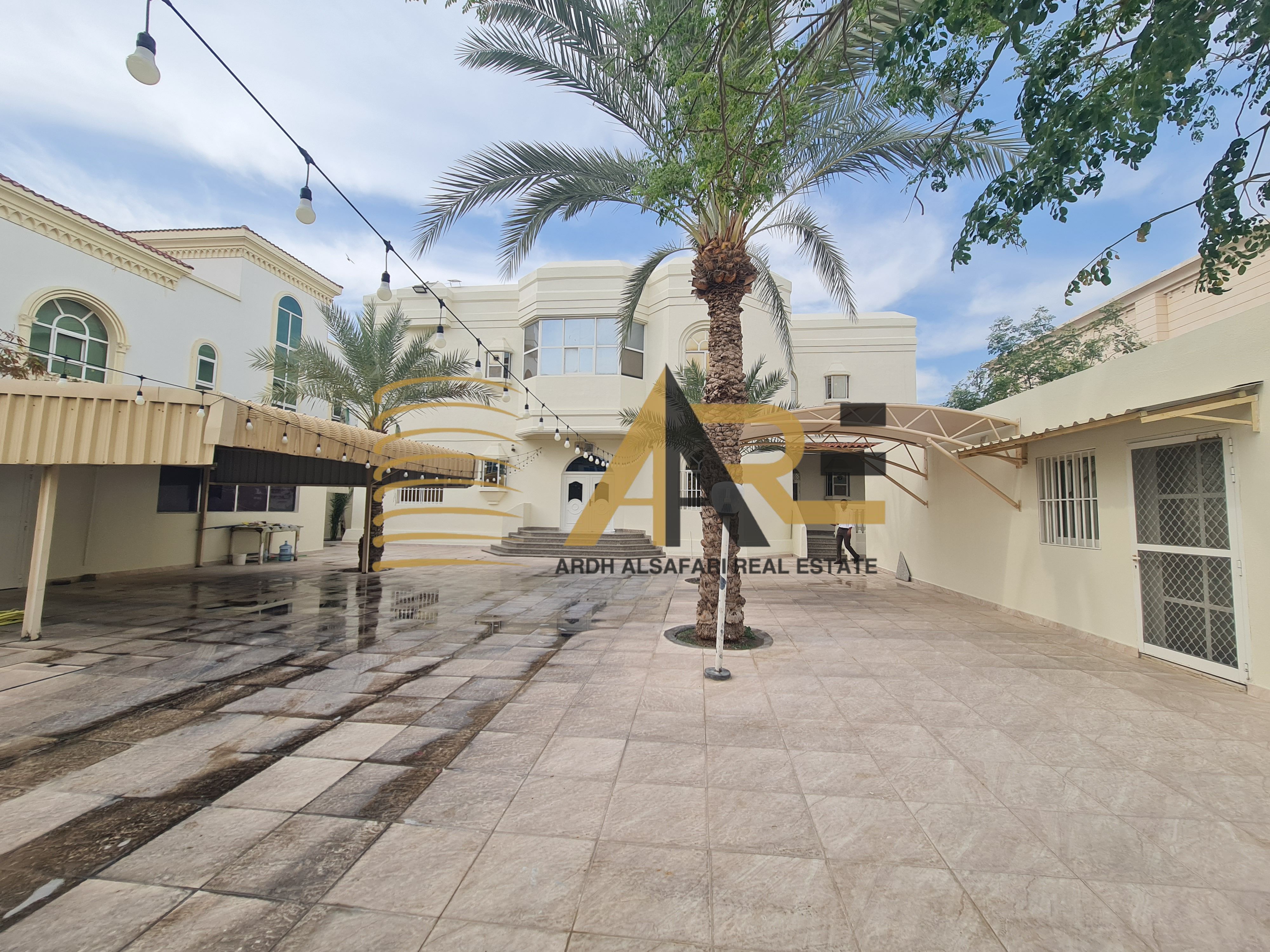 Like Brand New Huge size 5BR available with big cover parking and driving room in Sharqan shrjhaa