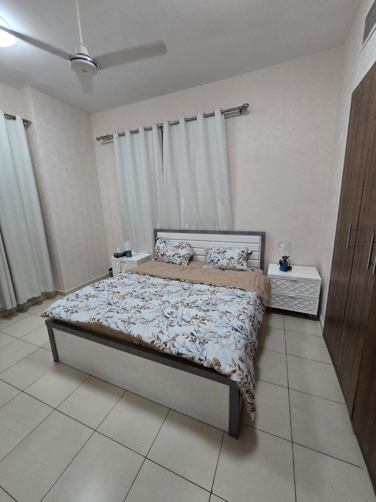 One bedroom and living room apartment for sale in Ajman One Towers. A great opportunity for living or investment in one of the most popular residentia