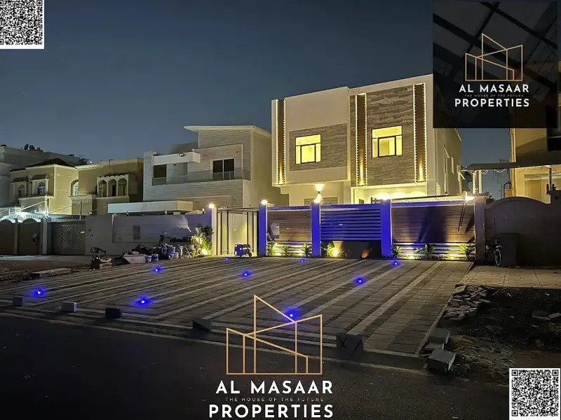 A unique opportunity to own a classic villa in Al Muwaihat 1, with a large area of 5000 sq ft, including electricity, water, and air conditioning.