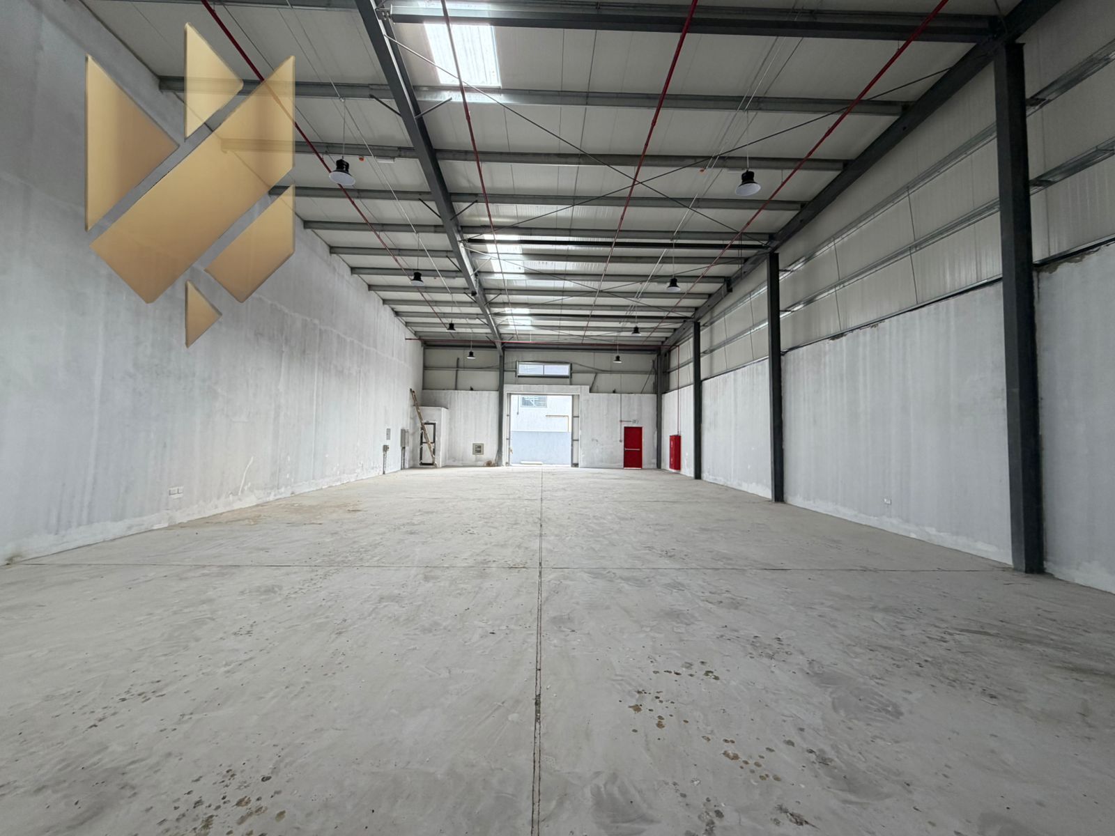 For Rent – Warehouse in Industrial Area 13 | Prime Strategic Location | First Use | Spacious Area | 21 kW Power | Suitable for Any Commercial or Indus