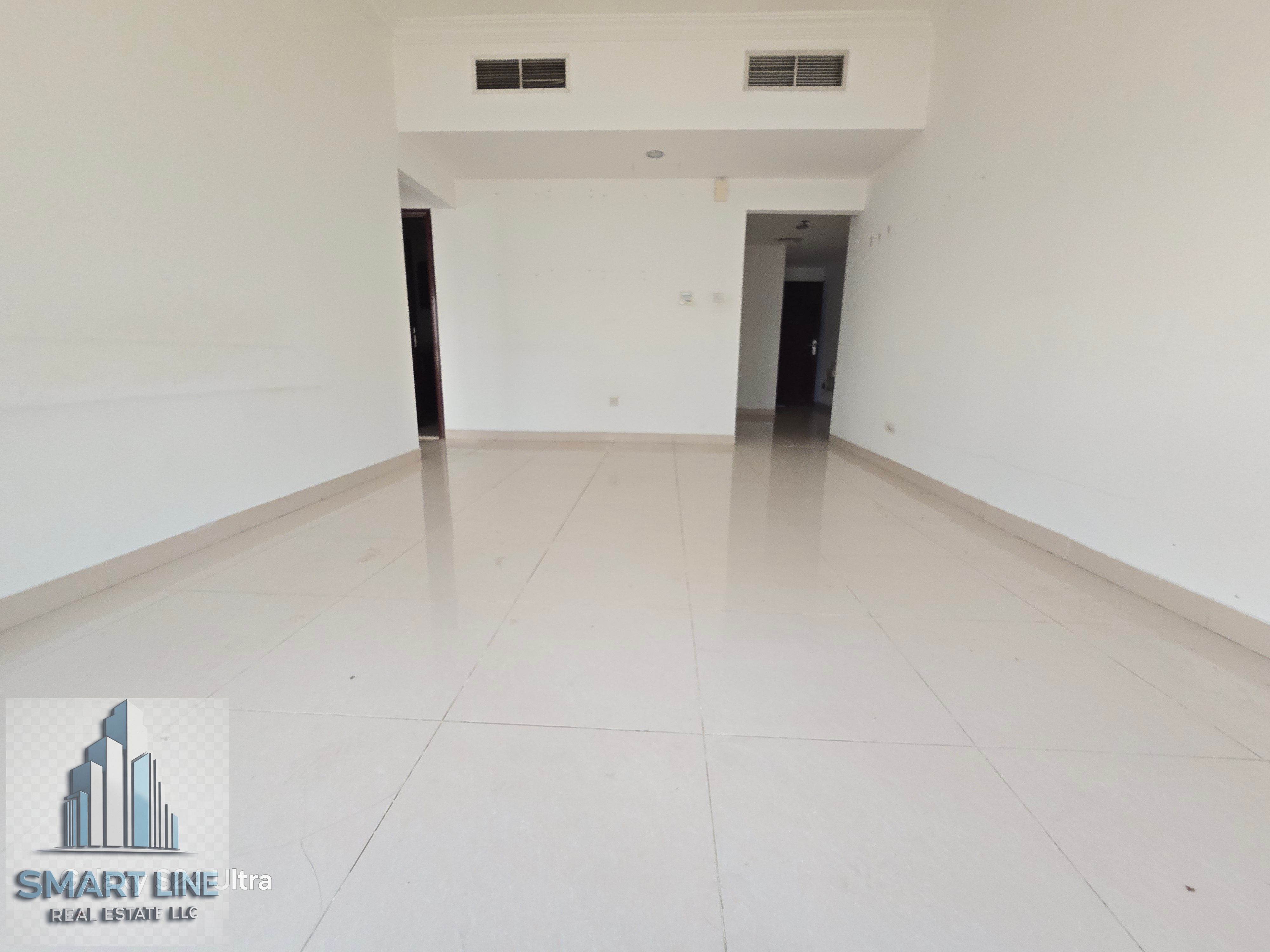 Like A new building Good location 1bhk with 2 Bathrooms with master room big flat only 32k