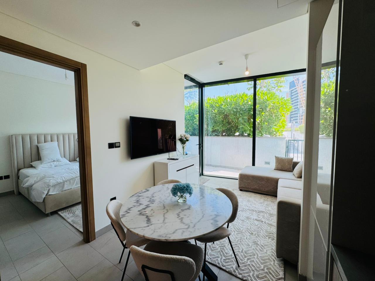 Vacant | Vastu | Podium Access I Modern 1 BHK | High ROI