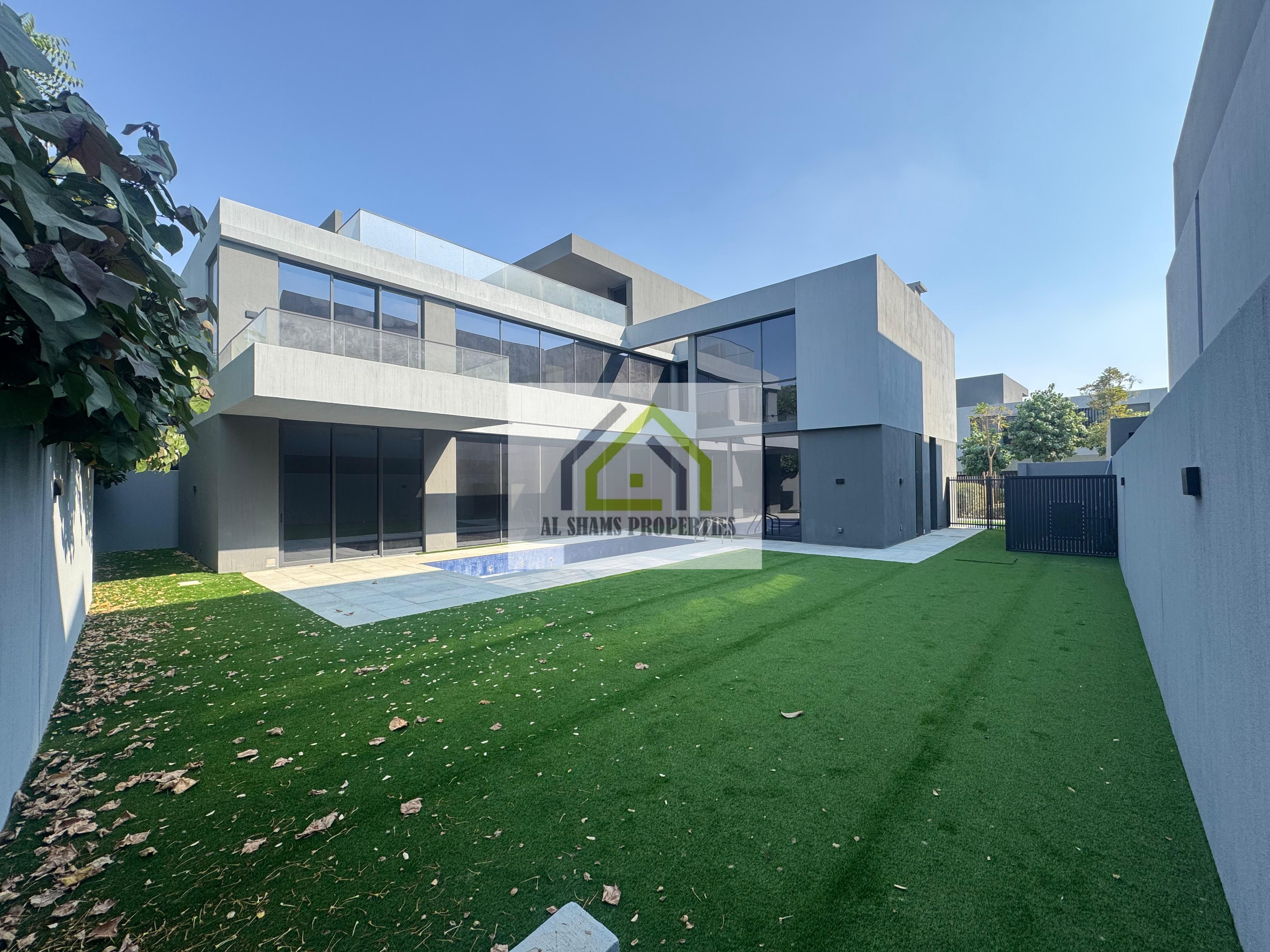 5Bedroom Townhous available with // Pool // Greenry