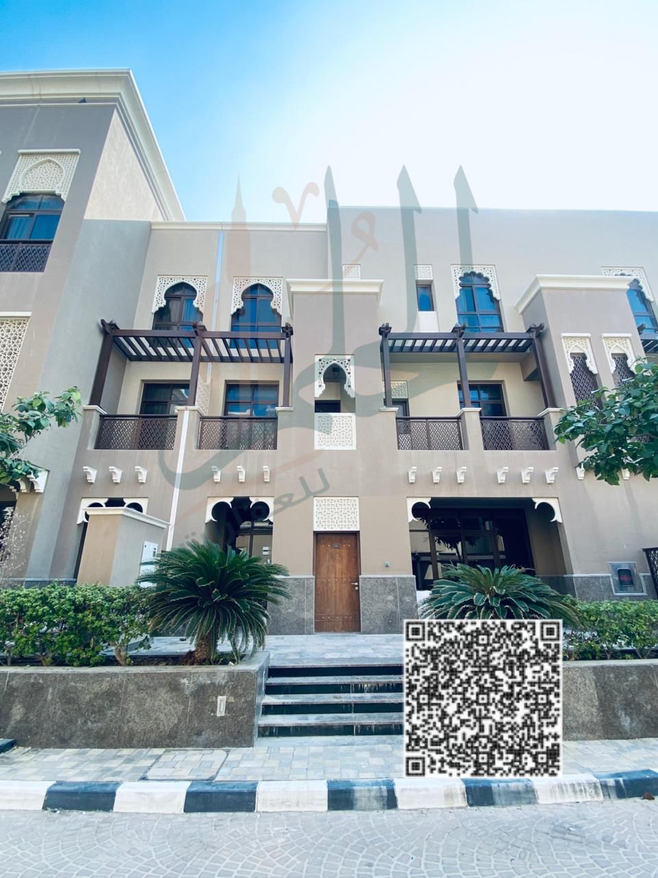 Second row from the sea | Modern | Central air conditioning and gas | Spacious | Family only