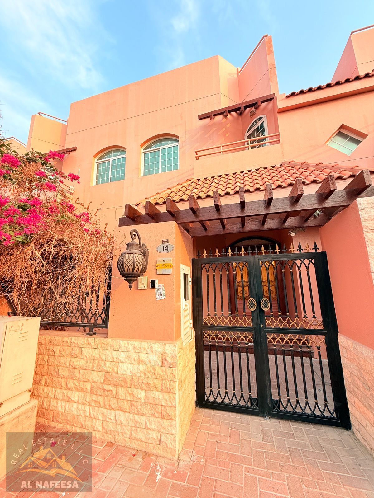 Spacious 4BR All-Master Villa with Private Garden – Mirdif
