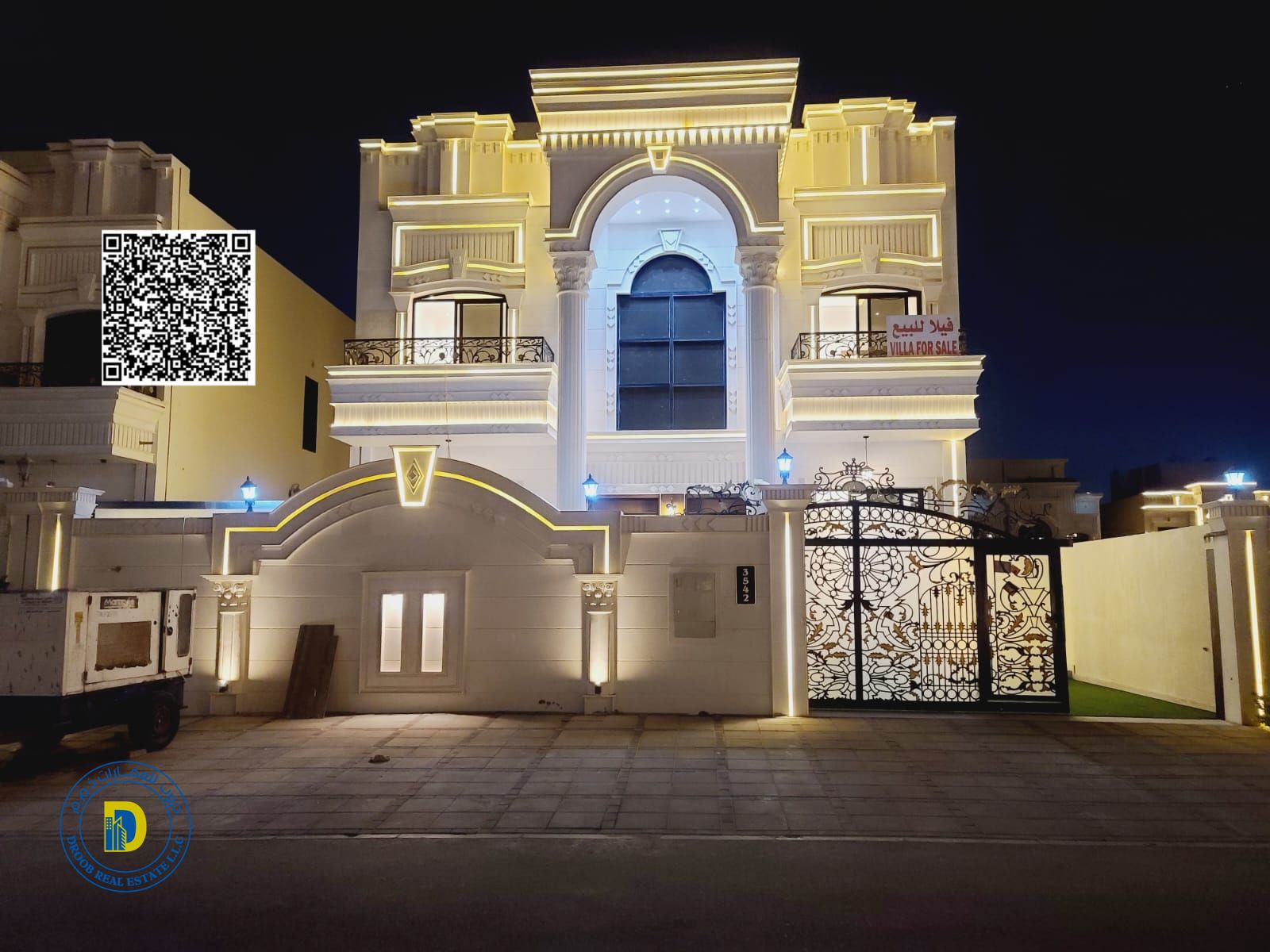 For sale: Classic villa with 6 bedrooms and a roof terrace, including registration fees, in Al-Helio 2 area. Freehold . Bank financing