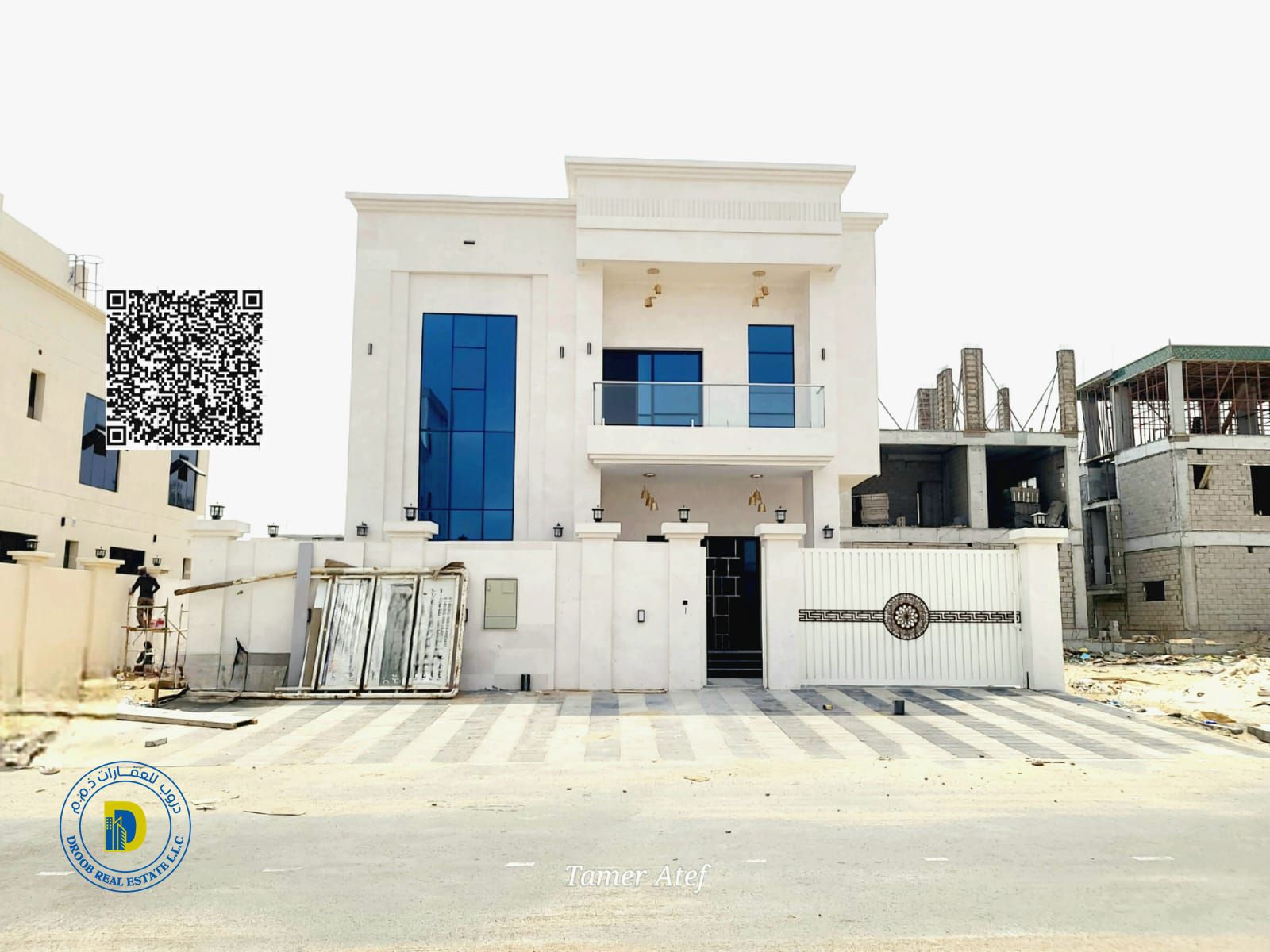 For sale: 6-bedroom villa with roof, including registration fees, electricity, water, and AC, in Al-Helio 2 , freehold, and bank financing