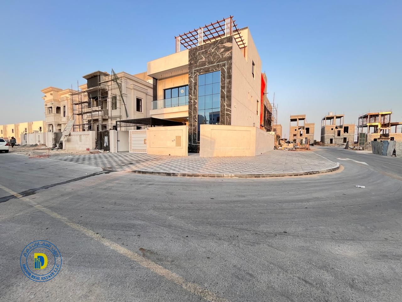 For sale: 7-bedroom villa with a roof terrace in Al Helio 2, Ajman. Registration fees included. Freehold . Bank financing .