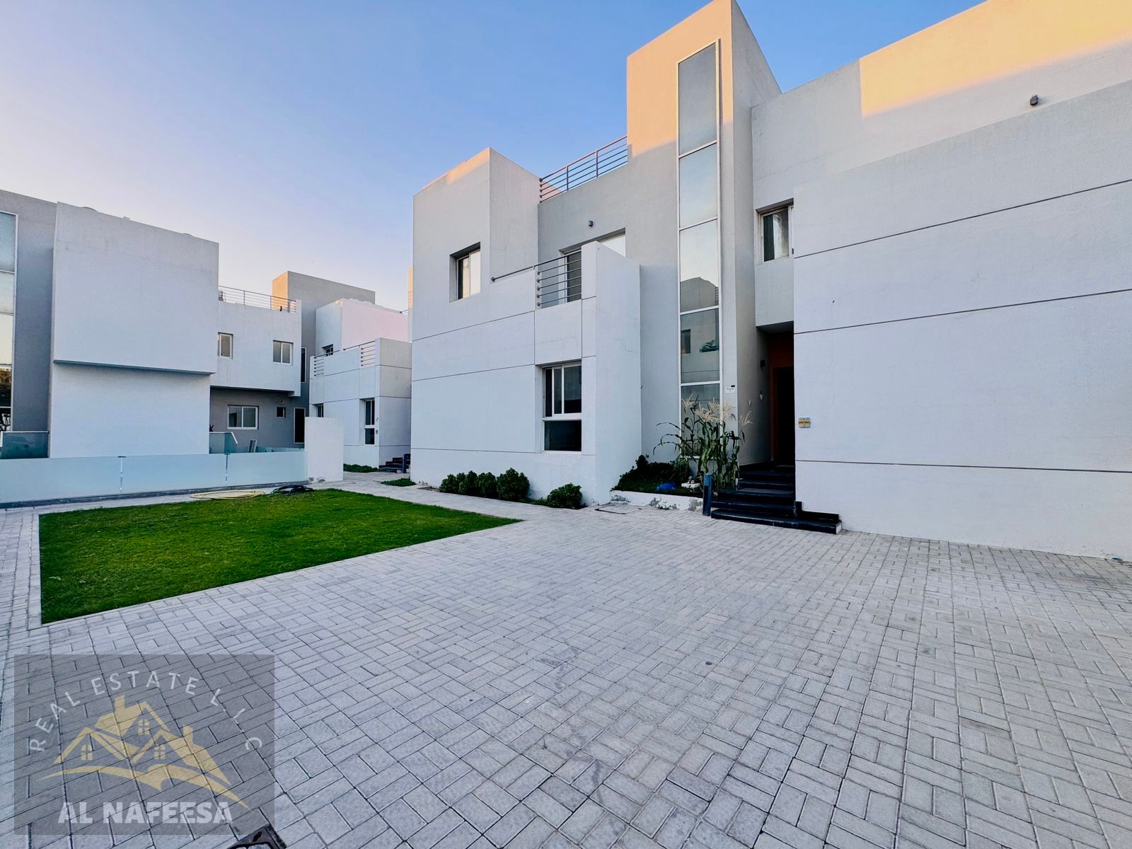 Modern style | One bedroom down | 4 Bedroom villa available