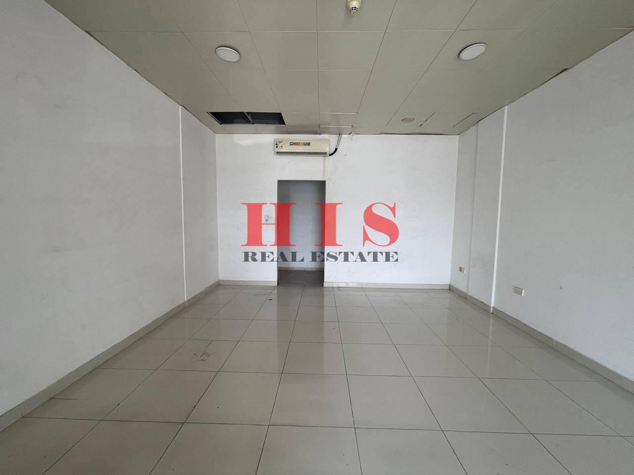 FULLY FITTED SHOP, ROAD FACING, NEAR BUS STOP.