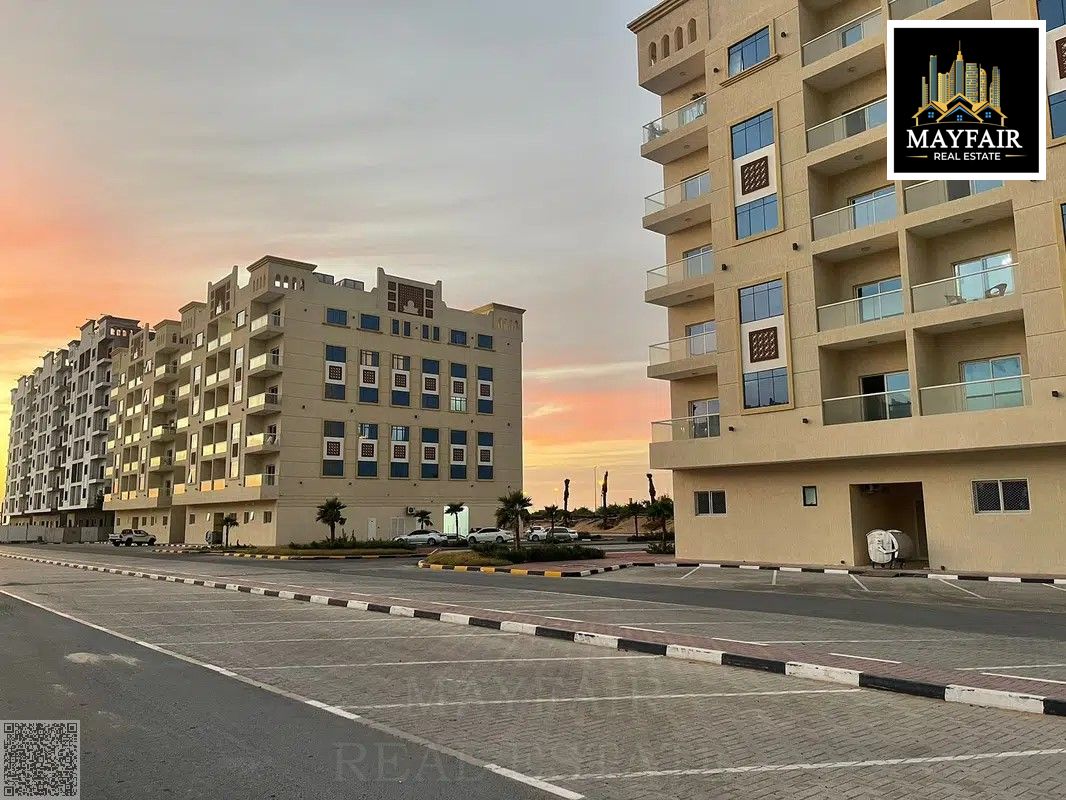 Own your apartment in Ajman with a green view, flexible payment plan, and easy access to Dubai and Sharjah – an unmissable opportunity.