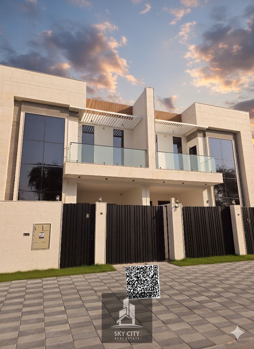 Villa for sale at a special price, 4 master bedrooms, in Al Yasmin area