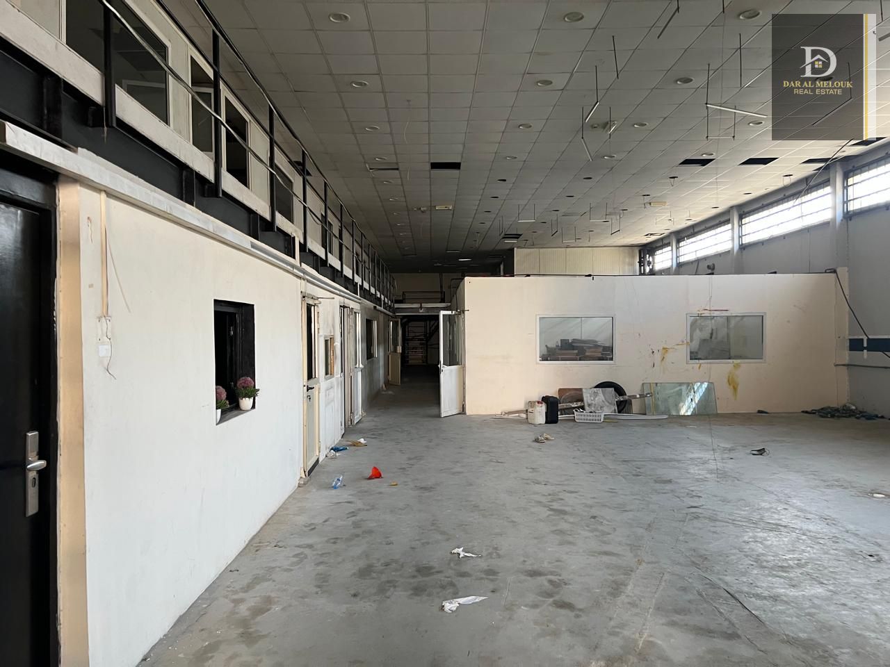 Warehouse for Rent – Industrial Area 12 Description: Warehouse with Offices Area: Approximately 10,500 sq ft