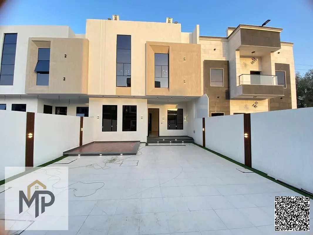 Luxury townhouse in Al Yasmin, price inclusive of fees, negotiable, and no service charge.