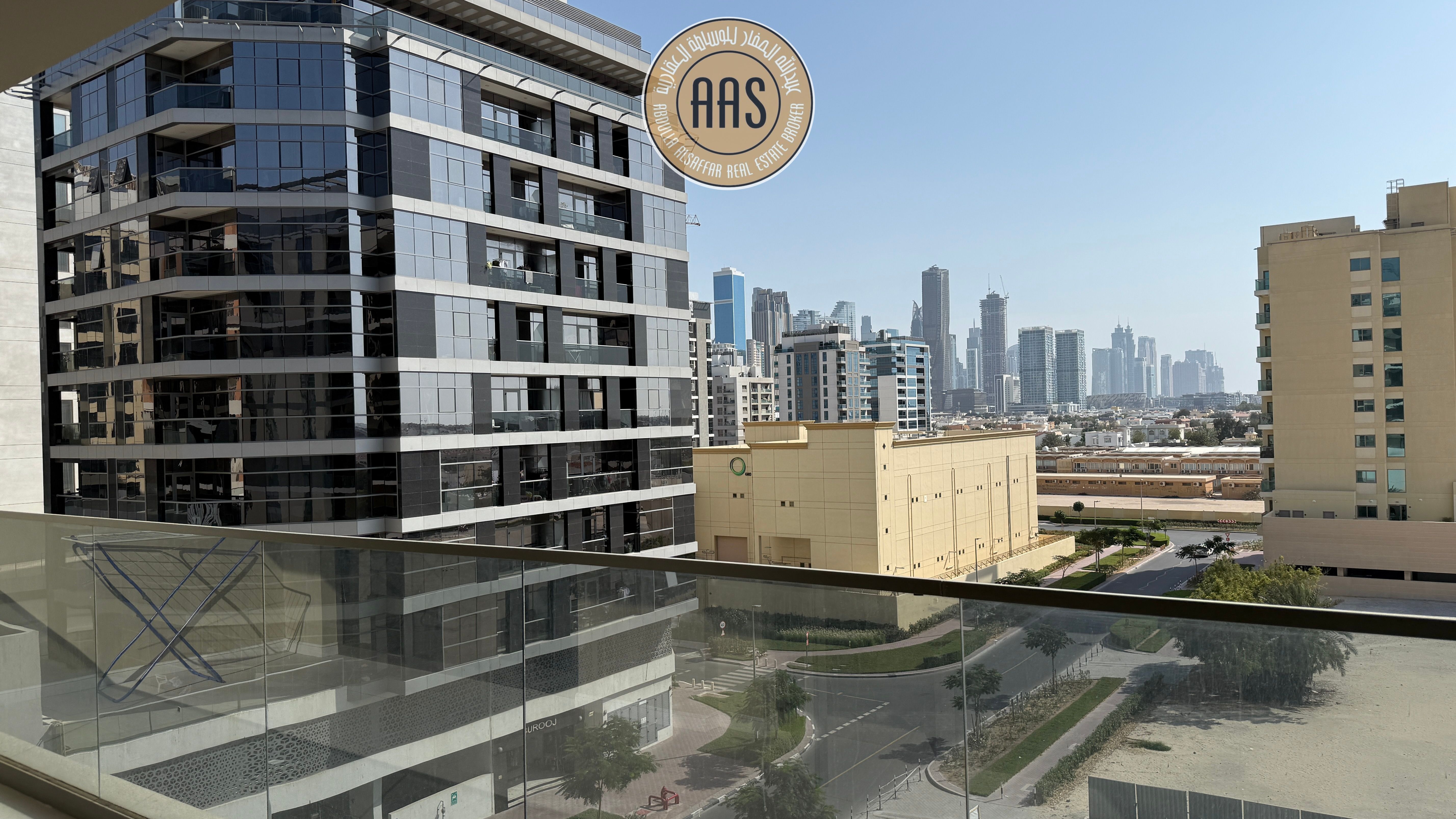 886 sqrfit ready to move fully furnished 1bhk available for sale close to emrits tower metro