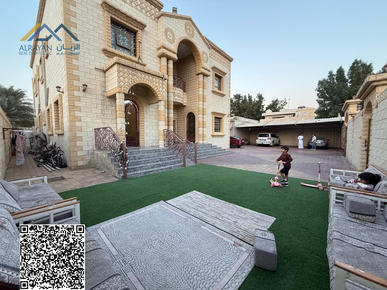 Electricity, water, and air conditioning included, directly from the owner.