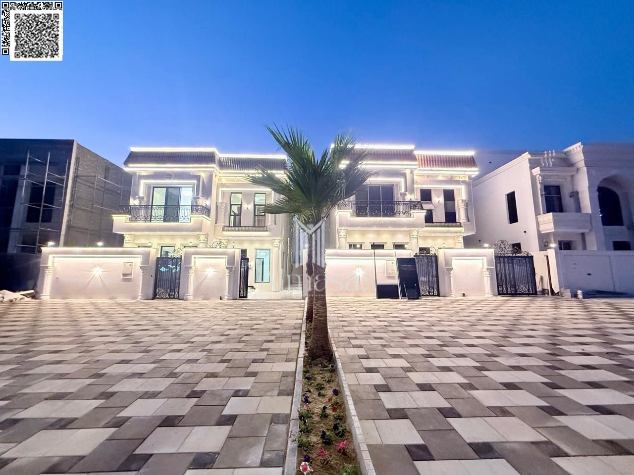 villa on a main street, parking space for 10 cars,no registration fees