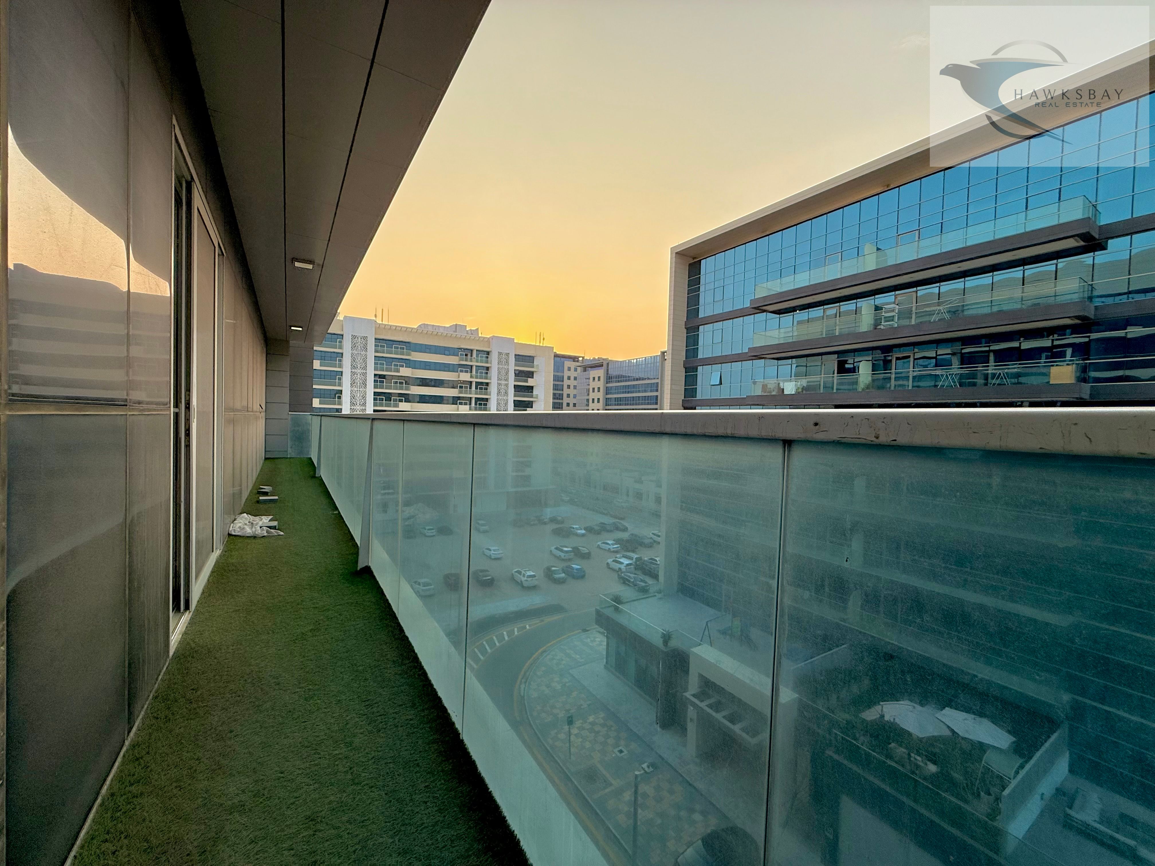 BRIGHT & SPACIOUS 3 BHK FURNISHED OR UNFURNISHED WITH PARKING
