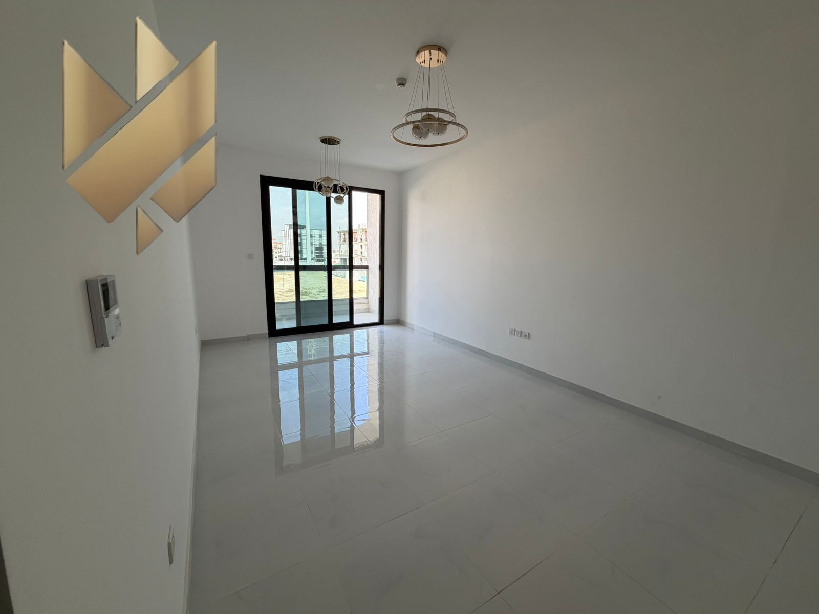 Spacious 2 Bedroom Apartment for Rent – Al Talal Area | First Occupant